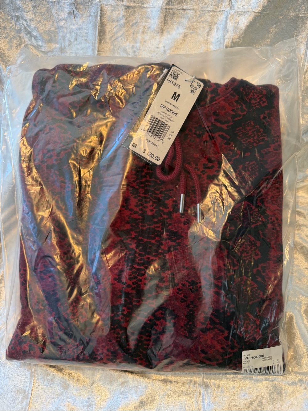 IVY HEART x adidas 2022. Red, Black Snake Patterned Oversized Hoodie.